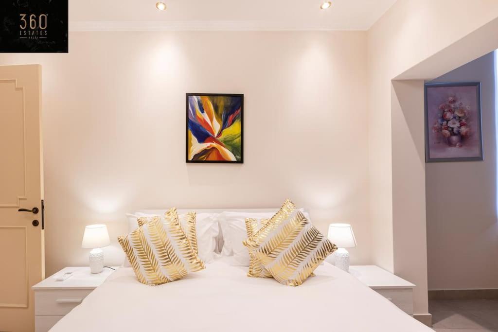 Saint Julian's One Of A Kind, Seafront Property In St Georges Bay By 360 Estates מראה חיצוני תמונה