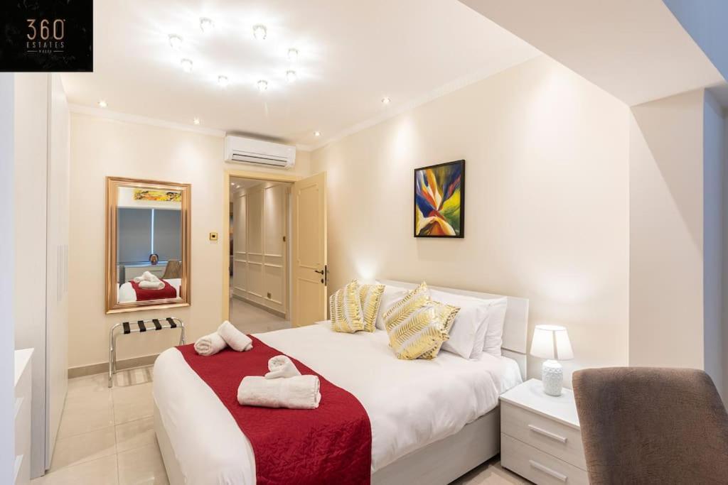 Saint Julian's One Of A Kind, Seafront Property In St Georges Bay By 360 Estates מראה חיצוני תמונה